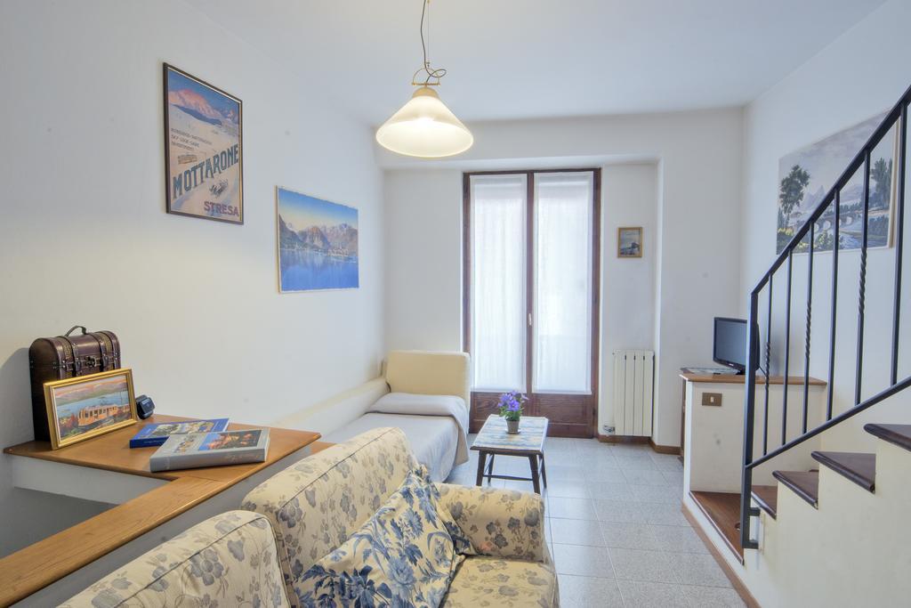 Appartamento Via De Vit Stresa Kültér fotó